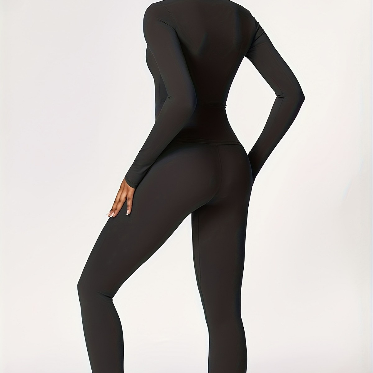 Tight-fitting yoga suit slim l - Pilates & Yoga Unleashed Studio incelemesi ve fiyatı