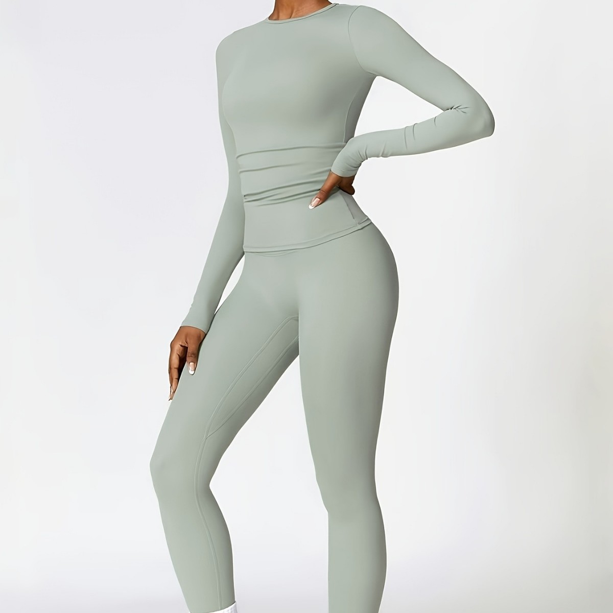 Tight-fitting yoga suit slim l - Pilates & Yoga Unleashed Studio incelemesi ve fiyatı