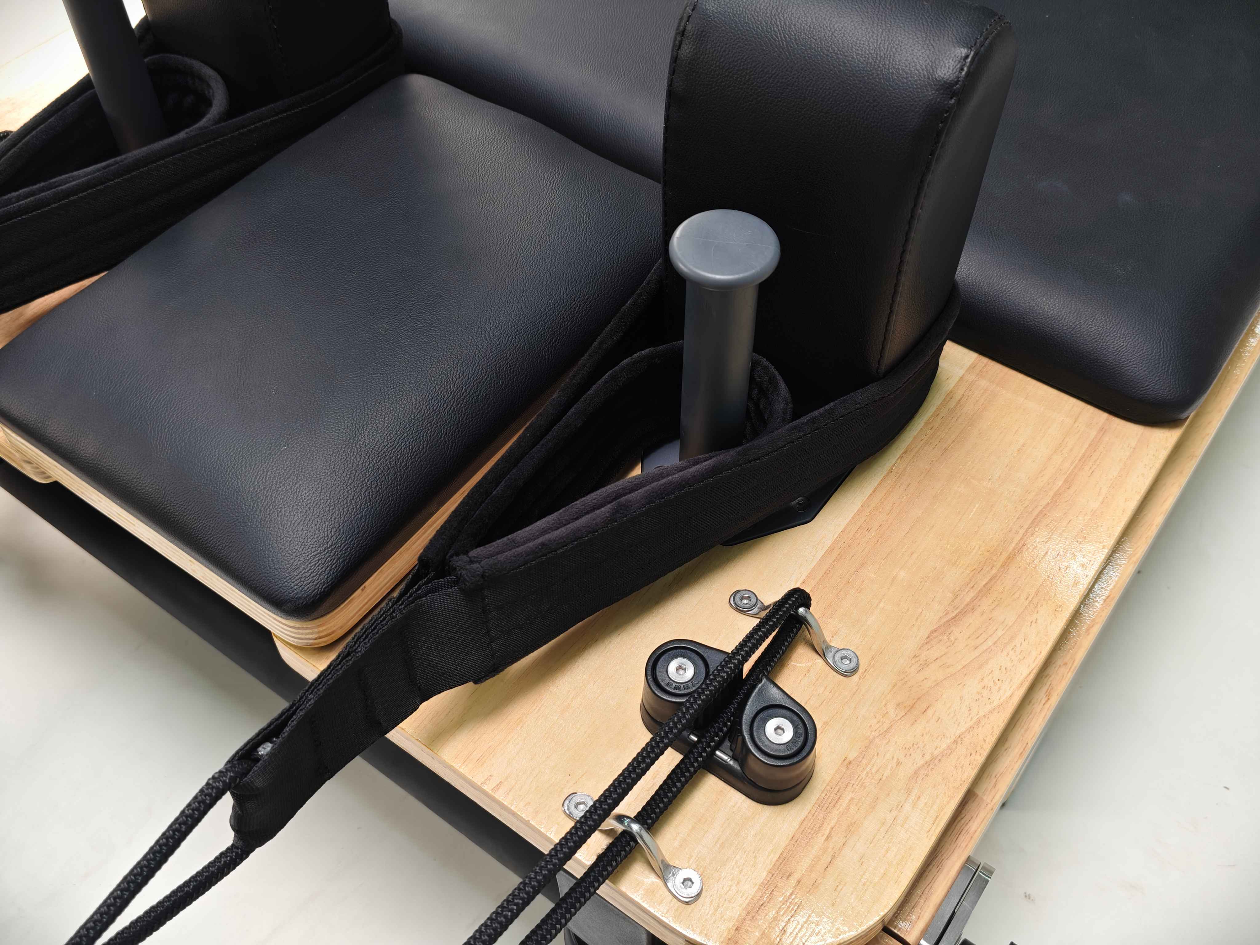 Premium Oak Foldable Pilates R - Pilates & Yoga Unleashed Studio incelemesi ve fiyatı
